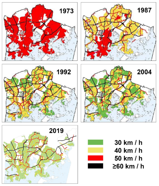 Figuren viser 5 kartutsnitt som angir utviklingen i fartsgrensene p&aring; veiene fra 1973 og frem til 2019, i Helsinki.